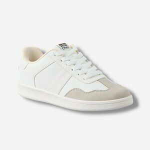 American Eagle Pride sneakers 8 new